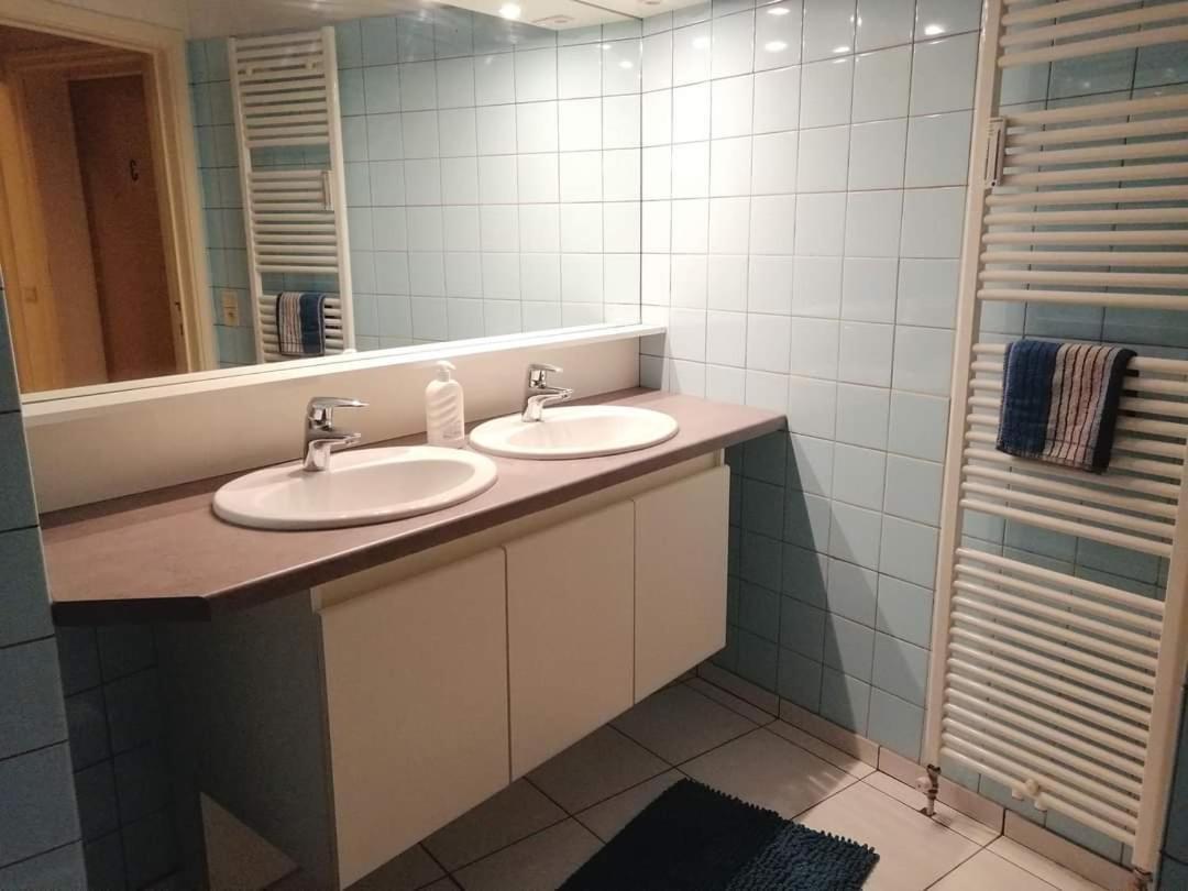Chambre 2/4P Confortable ออสเทนด์ ภายนอก รูปภาพ